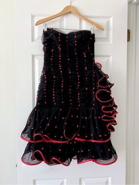 Women’s Strapless Vintage Black & Red Heart Ruffle Dress